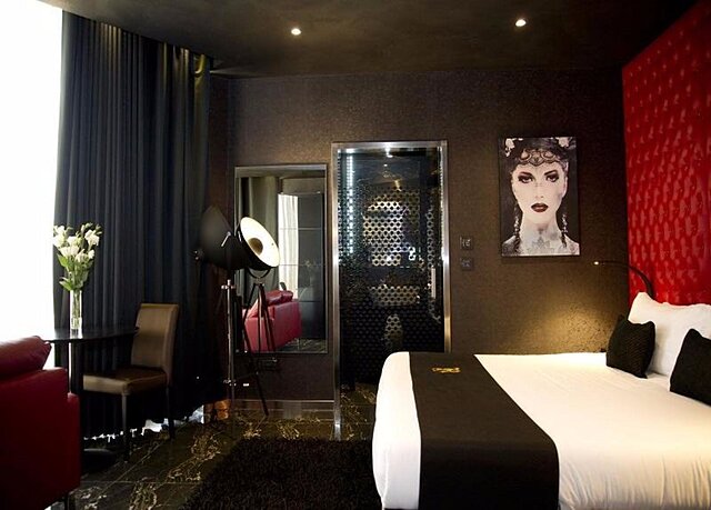 Hugo’s Boutique Hotel