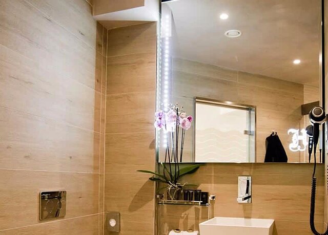 Hugo’s Boutique Hotel