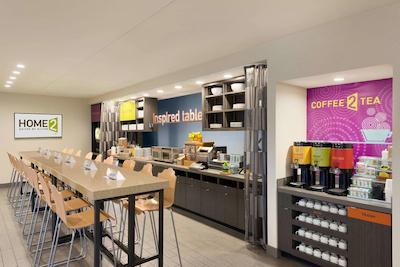 هم2 سویتز بای هیلتون لویسویل ایست/هورستبورن