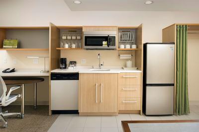 هم2 سویتز بای هیلتون لویسویل ایست/هورستبورن