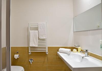 ب اند ب 94رومز واتیکان-ویگلینا