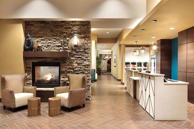 هموود سویتز بای هیلتون کالگاری دونتون