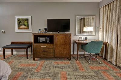 هامپتون این سومرویل