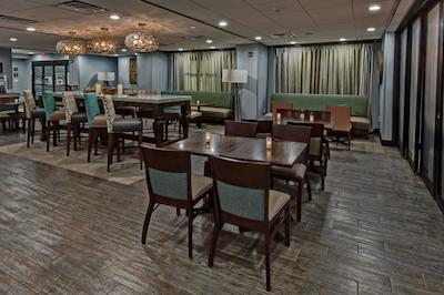 هامپتون این سومرویل