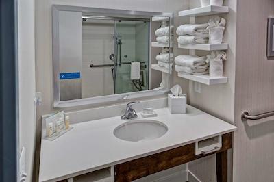 هامپتون این سومرویل