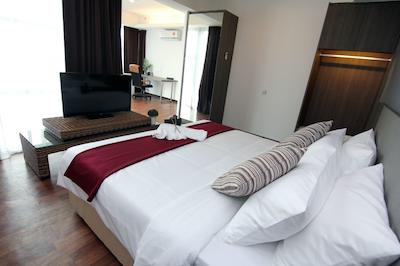 نکسوز رجنسی سویتز اند هتل