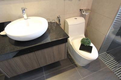 نکسوز رجنسی سویتز اند هتل