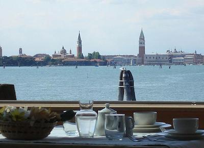 ویلا لاگونا