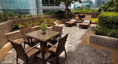 کنراد بانکوک