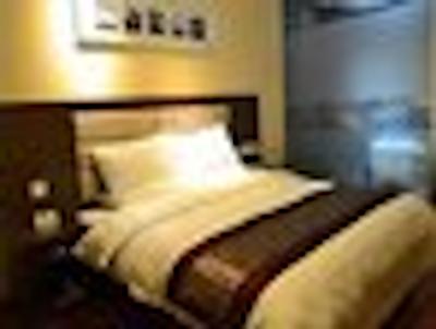 سوپر 8 هتل جینان کوان چنگ لو شنگ فو قیان جی