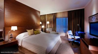 دوسیت پرینسس سریناکارین