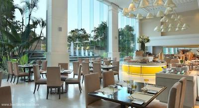 دوسیت پرینسس سریناکارین