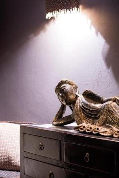 منسیور کادت هتل اند اسپا