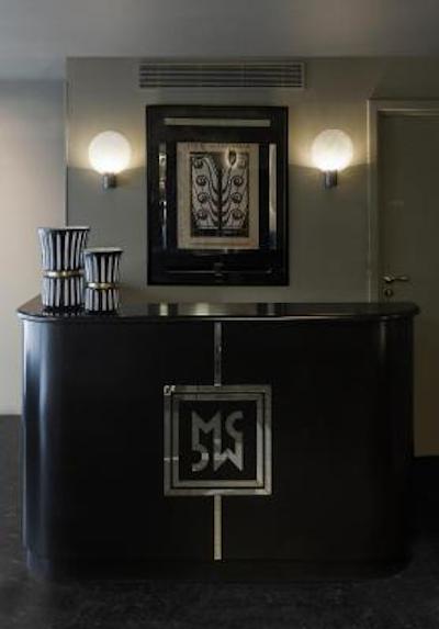 منسیور کادت هتل اند اسپا