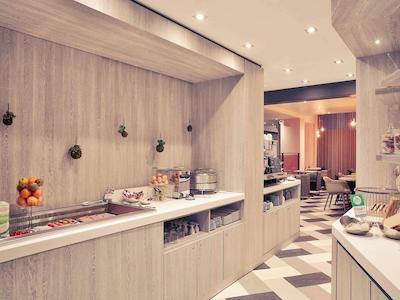 مرکور پاریز پیگال ساکر کور