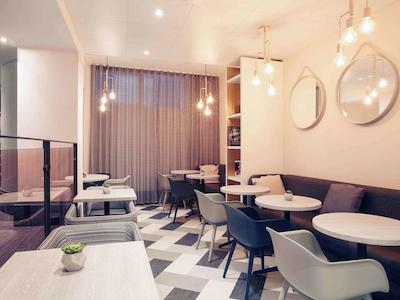 مرکور پاریز پیگال ساکر کور