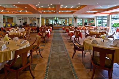 داز کلوب هتل ساننی بیچ