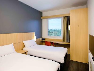 ایبیز ماناوز ارپرتو