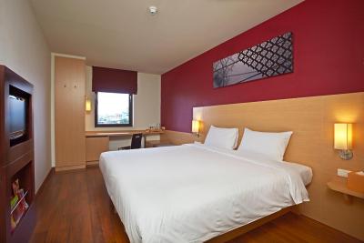 آیبیس بانکوک ریورساید