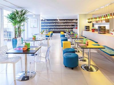 ایبیز استیلز ریبیراو پرتو