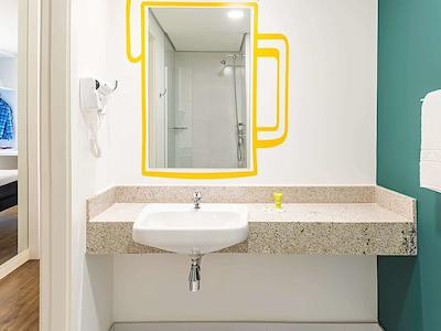 ایبیز استیلز ریبیراو پرتو