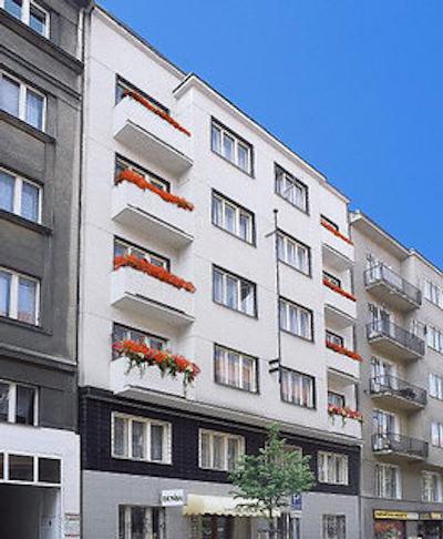 هتل مدا ارت اُف موسوم کامپا