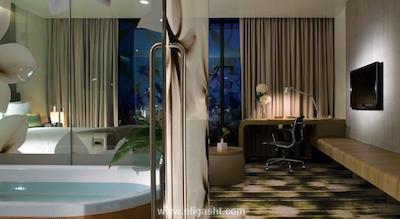 کراون پلازا چانگی ایرپورت