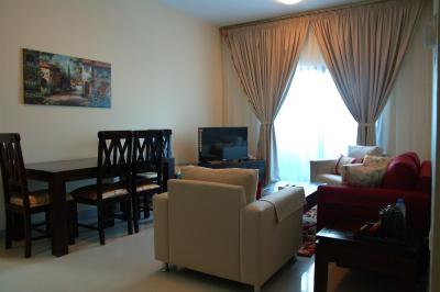 اوان تور هتل اپارتمنتز