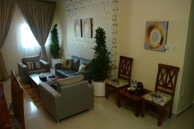 اوان تور هتل اپارتمنتز