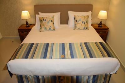 اوان تور هتل اپارتمنتز