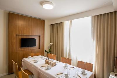 بست وسترن پلاس ایکارای دیزاین هتل