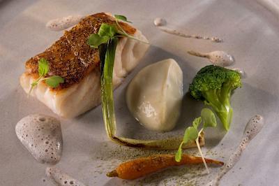 بست وسترن پلاس ایکارای دیزاین هتل