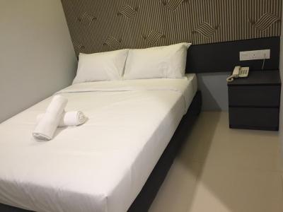 بست ویو هتل کلانا جایا