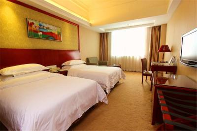 وینا هتل شنزهن باان چوانجی راد