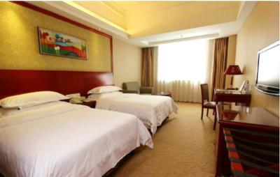 وینا هتل شنزهن باان چوانجی راد