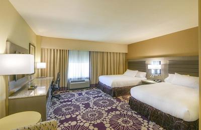 هیلتون گاردن این رالای/کرابتری والی