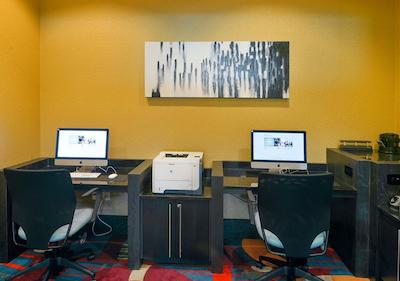 هیلتون گاردن این رالای/کرابتری والی