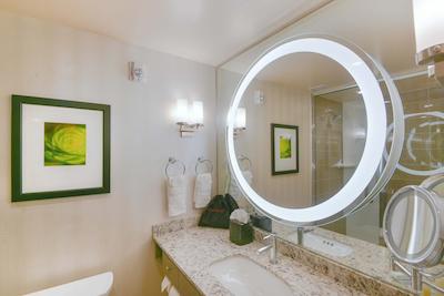 هیلتون گاردن این رالای/کرابتری والی