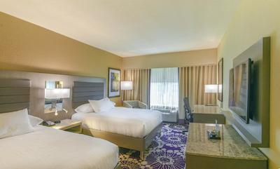 هیلتون گاردن این رالای/کرابتری والی