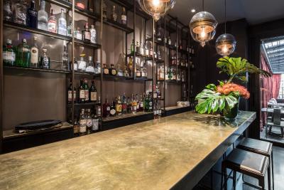 فیفتی هوس لوکسوری هتل میلان