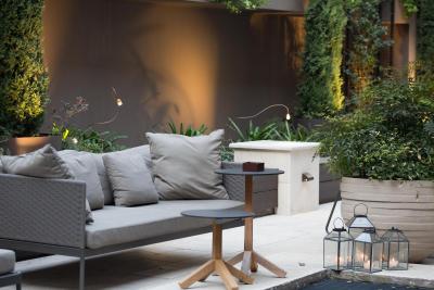 فیفتی هوس لوکسوری هتل میلان