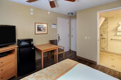 بست وسترن پلاس اُسین ویو ریزرت