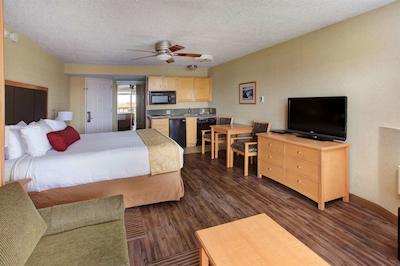 بست وسترن پلاس اُسین ویو ریزرت