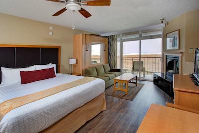 بست وسترن پلاس اُسین ویو ریزرت