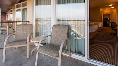 بست وسترن پلاس اُسین ویو ریزرت