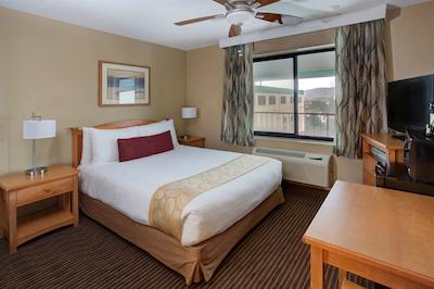 بست وسترن پلاس اُسین ویو ریزرت