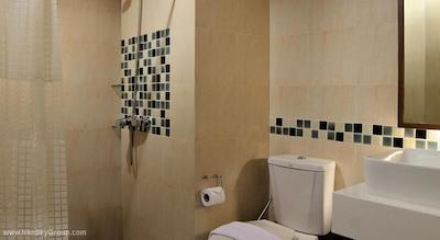 گرند آلپین هتل