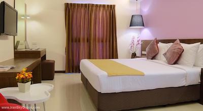 گرند آلپین هتل