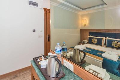 بیزانتیوم کامفورت هتل