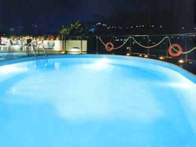 هالیدی سوئیتس